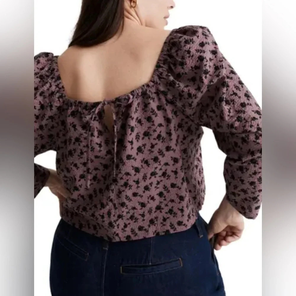 Madewell | Marilyn Seersucker Square-Neck Top in Fig (L) - Picture 4 of 7